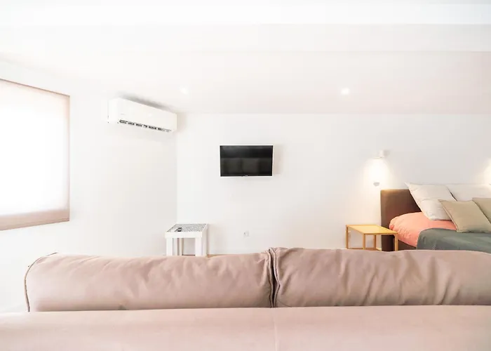 Charming Of A22 W Option Breakfast شقة بورتيماو